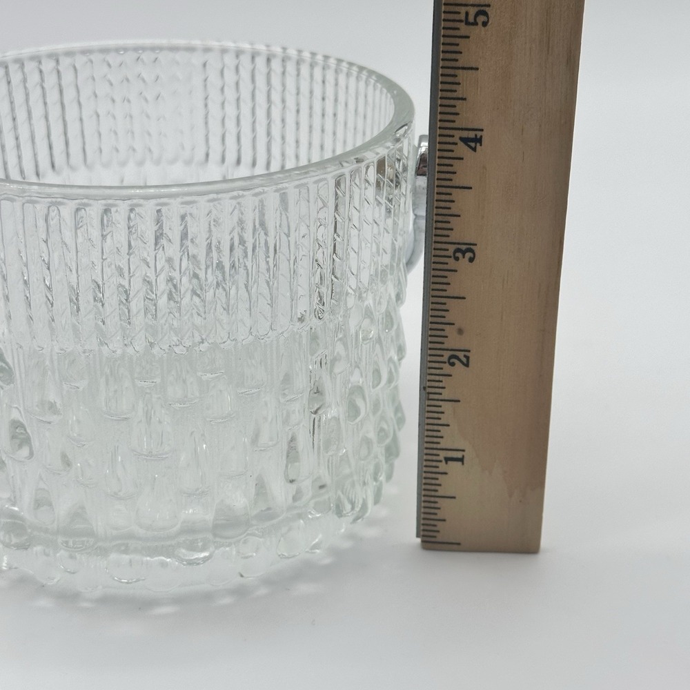 Teardrop Ice Bucket With Silver Metal Handle Exclusively For Teleflora France - Picture 5 of 6